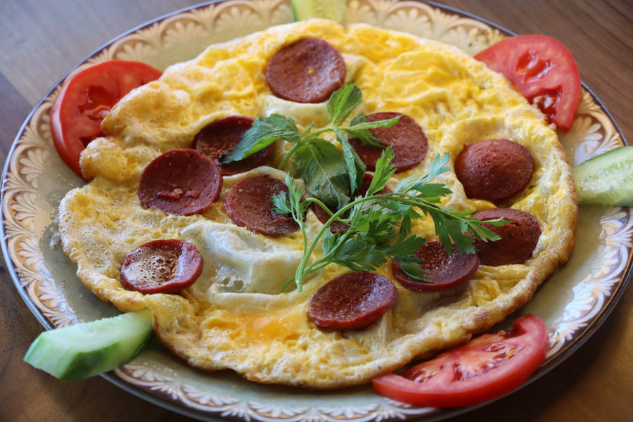 Sucuklu Omlet